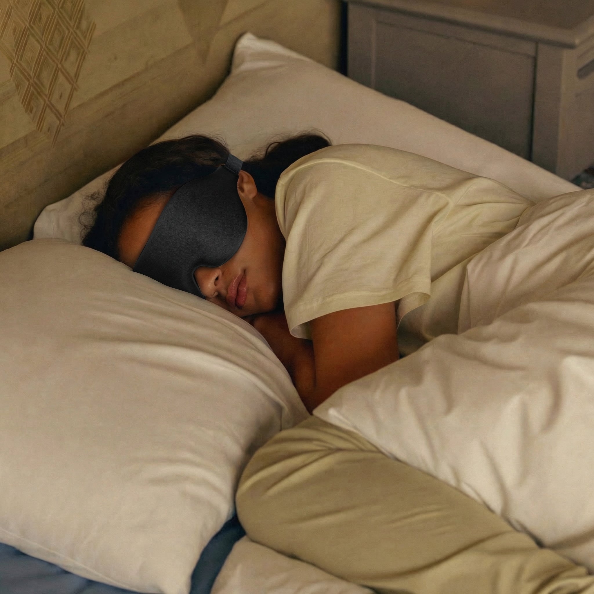 SleepLock™ Micro-Pressure Sleep Mask with Total Blackout